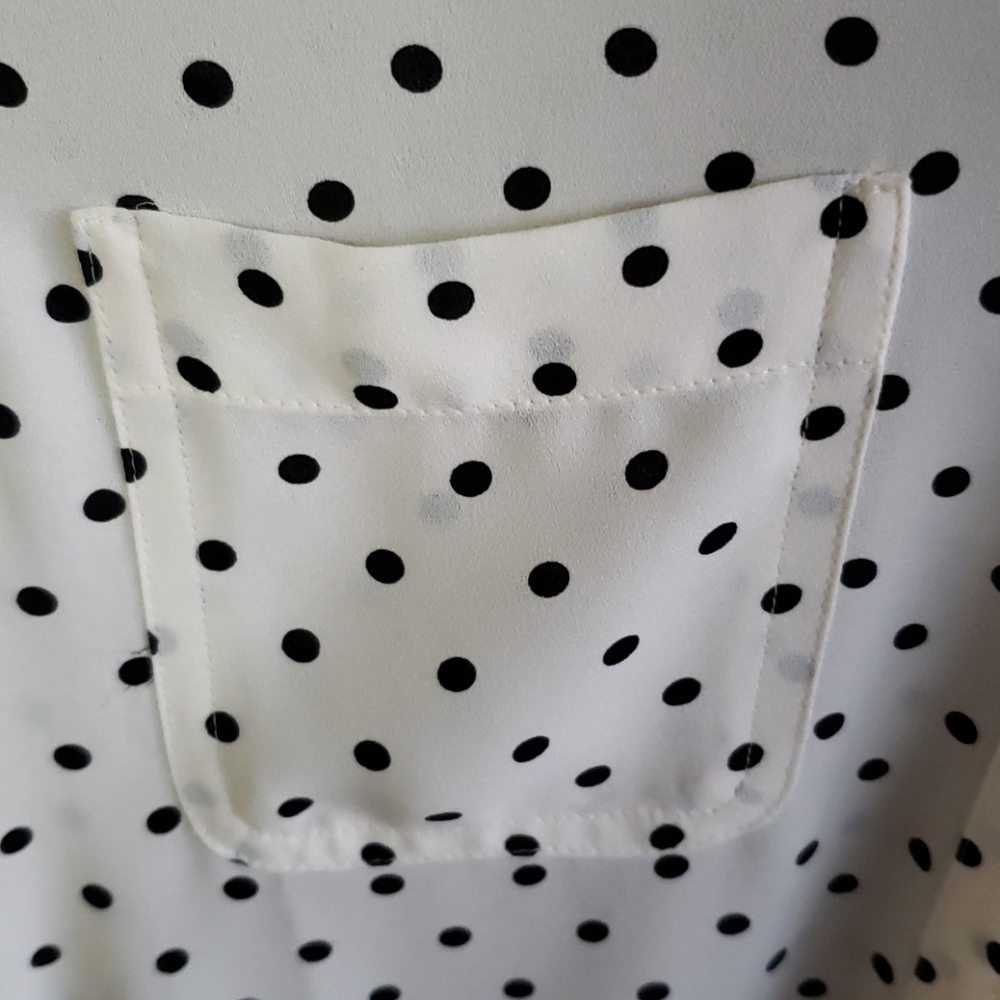 Euc Polkadot Work Button Up Xs - image 6